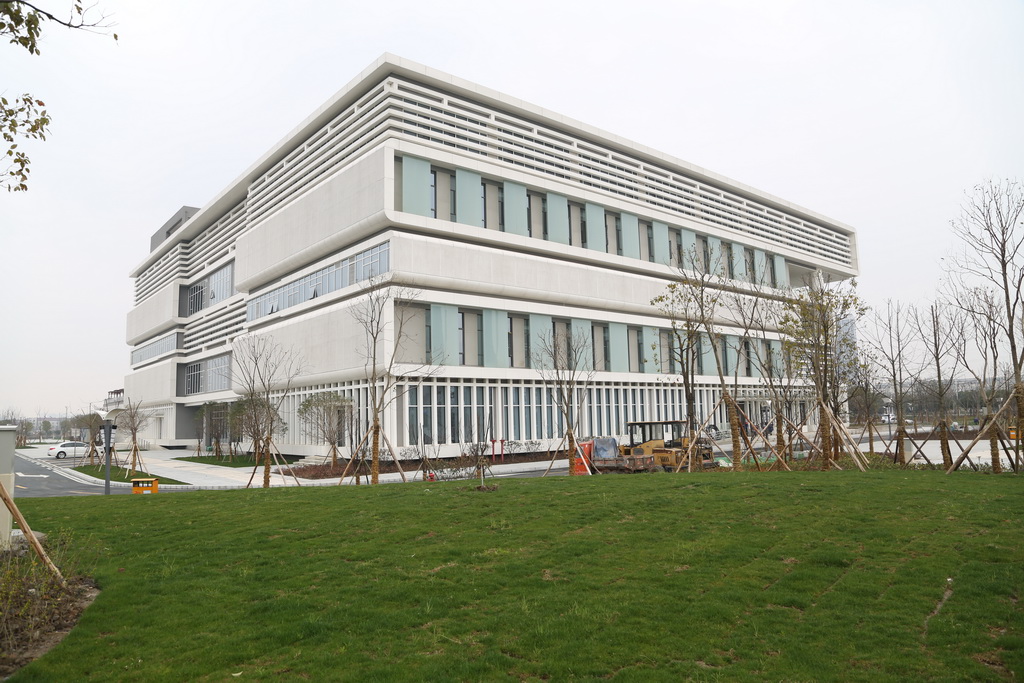 1577158258344069632.jpg?v=1773452617882 外观3.jpg?v=1773452617882