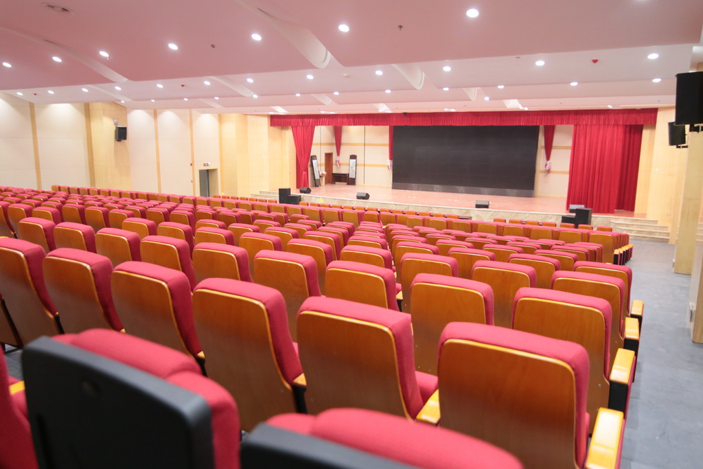 1577173316748051843.jpg?v=1775771420276 数字报告厅.jpg?v=1775771420276