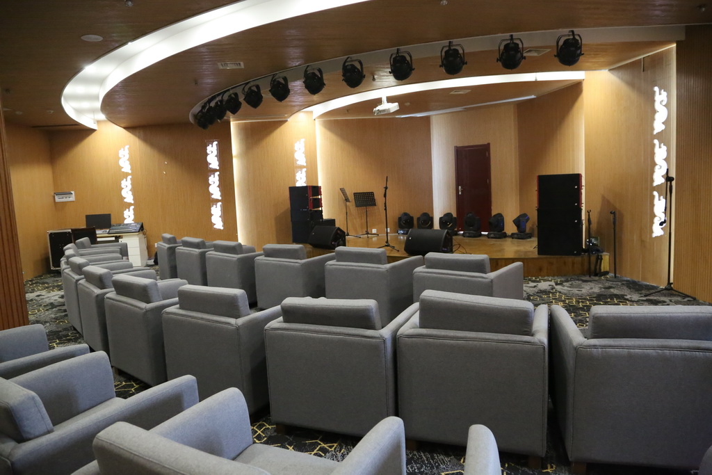 1577173538273067770.jpg?v=1777226023550 音乐厅2.jpg?v=1777226023550