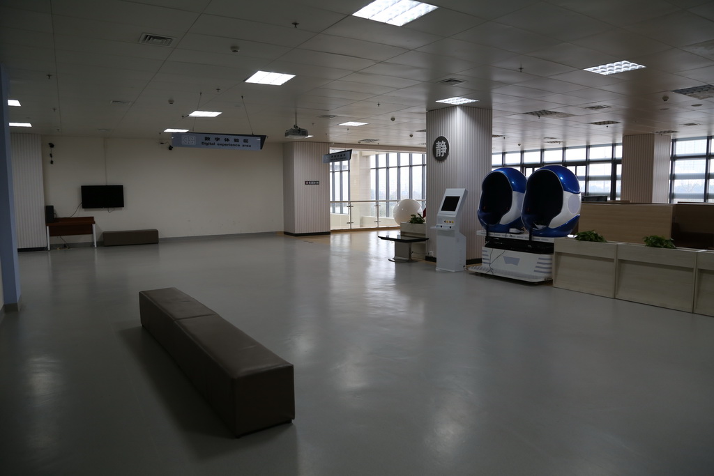 1577173941433019026.jpg?v=1774161862815 数字体验区.jpg?v=1774161862815